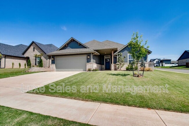 Building Photo - 6133 Frankie Lynn Ln