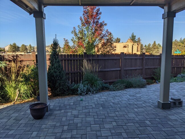 Building Photo - 62851 NE Kinley Ln