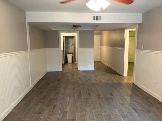 Building Photo - 209 Miracle Strip Pkwy