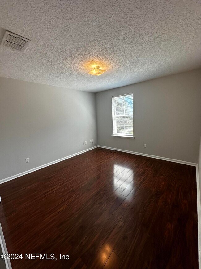 Building Photo - 12212 Angleterre Dr