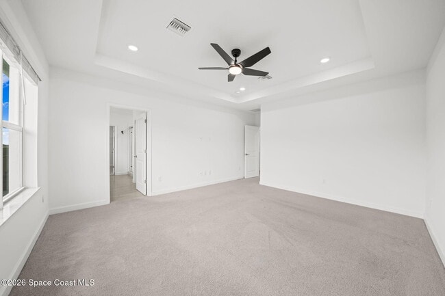 Building Photo - 640 Veridian Cir NW
