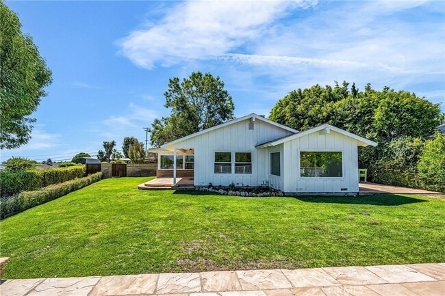 Building Photo - 2417 Sunnyside Ridge Rd