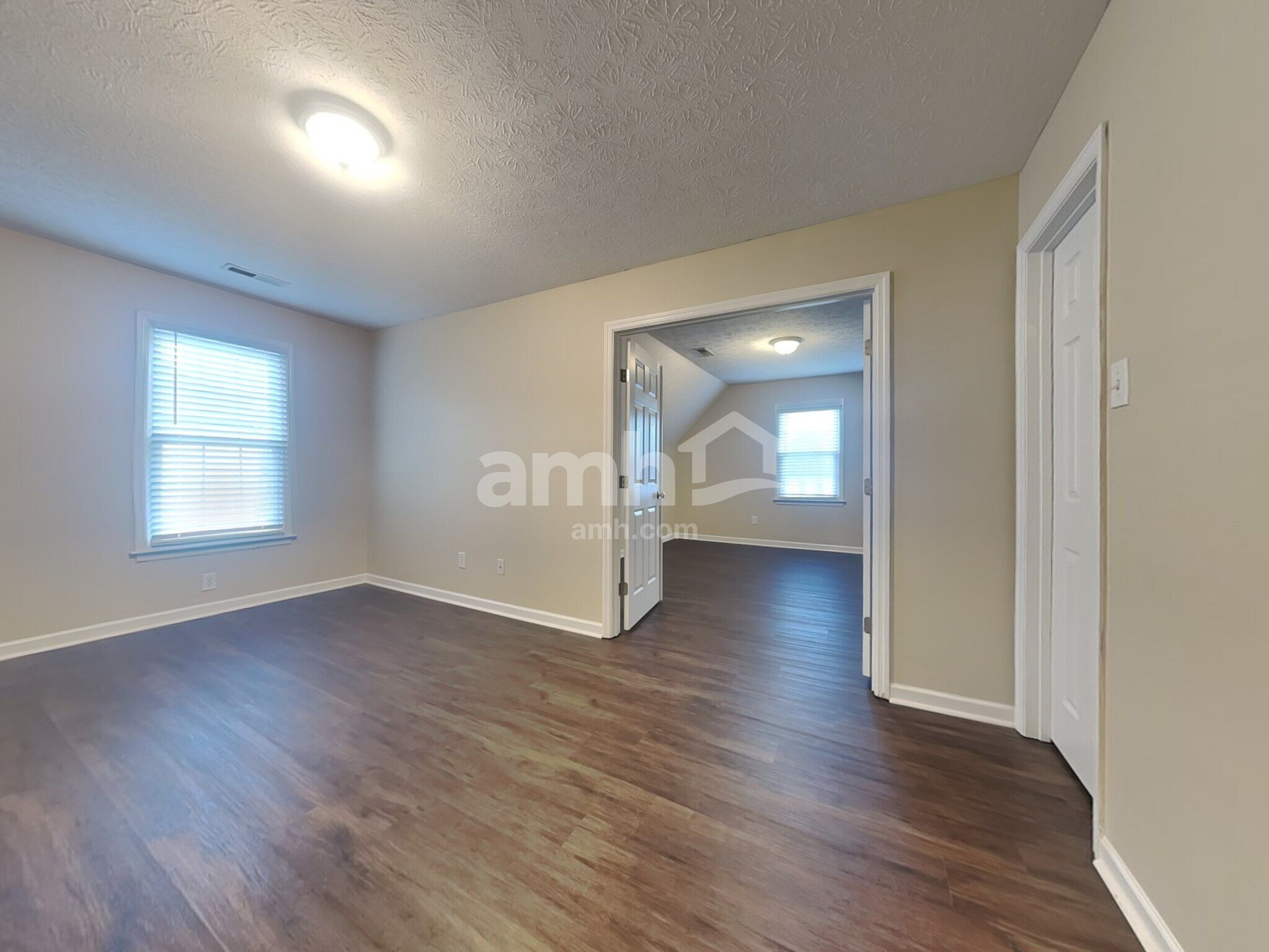 Building Photo - 1054 Garrison Ridge Blvd