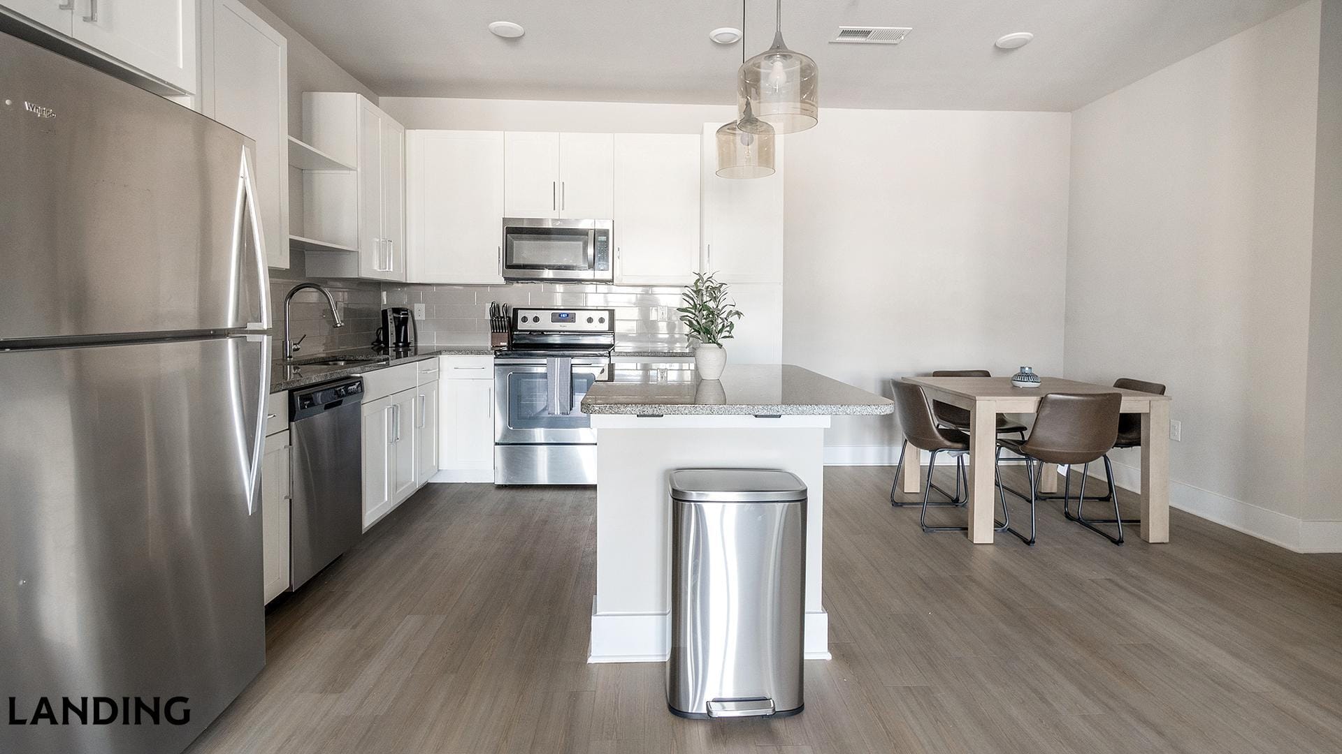 Building Photo - 65 Sentosa Dr