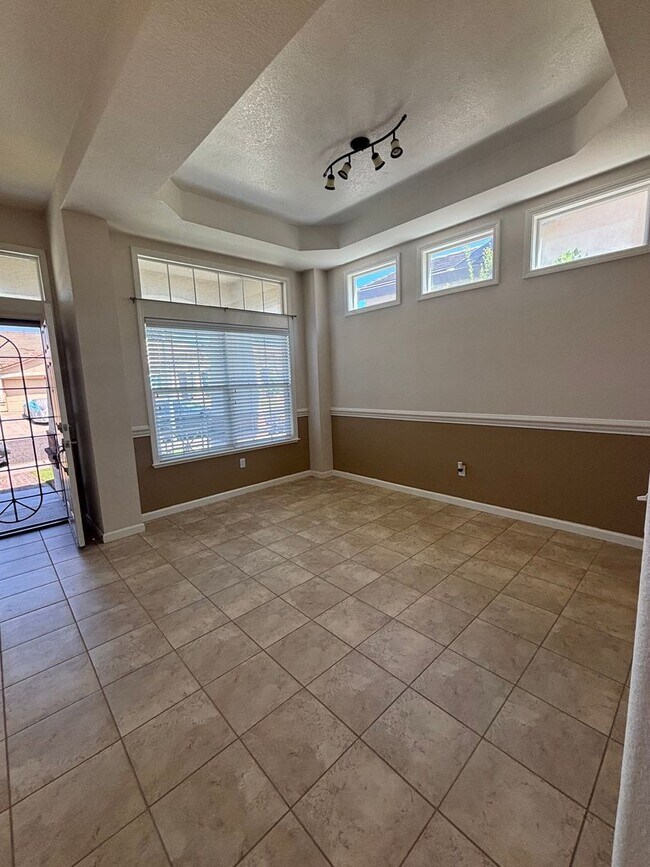 Building Photo - BEAUTIFUL 4-BEDROOM HOME IN ELK GROVE!!