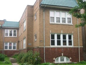 Building Photo - 5309 W Agatite Ave