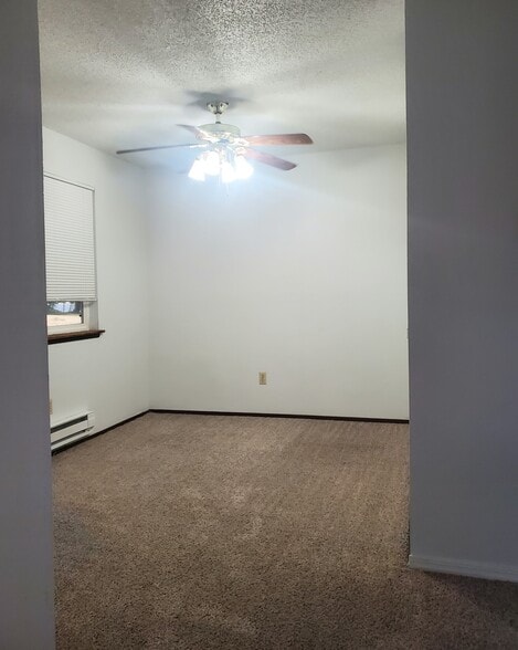 Building Photo - 4419 76th Ave W