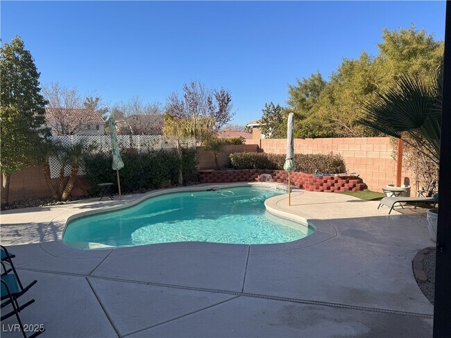 Building Photo - 2732 Port Lewis Ave