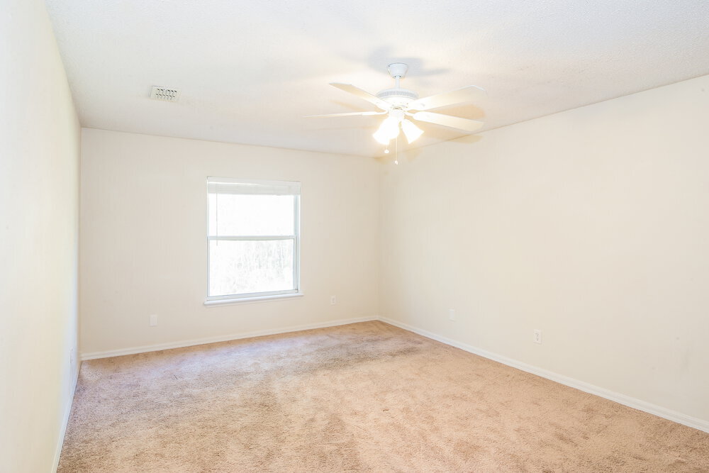 Building Photo - 11040 Apple Blossom Trail W