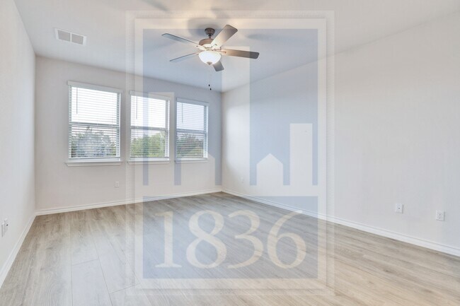 Building Photo - 17609 Chino Ln
