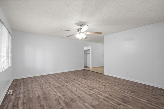 Building Photo - 442 S Monte Vista Ave