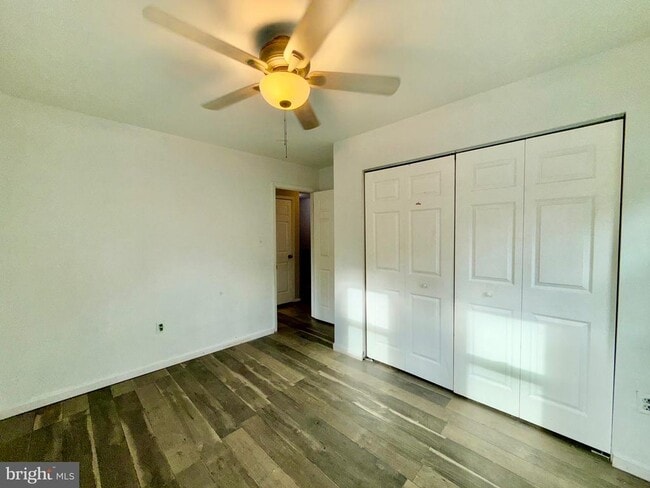Building Photo - 7635 Stoney Creek Dr