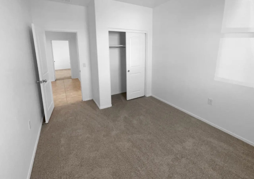 Building Photo - 30709 W Indianola Ave