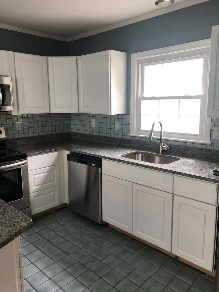 Granite countertops - 89 Congress St