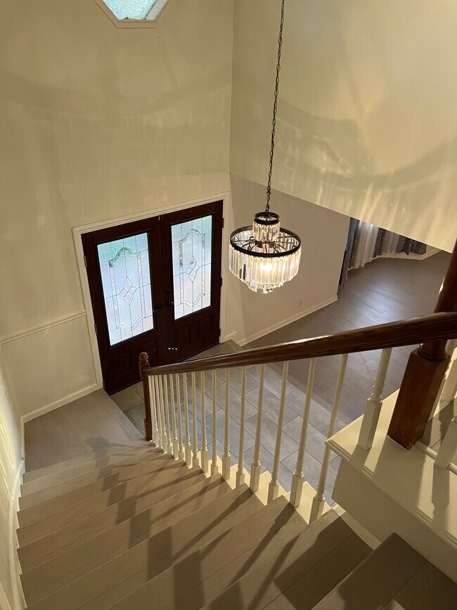 Building Photo - 217 Starlane Dr