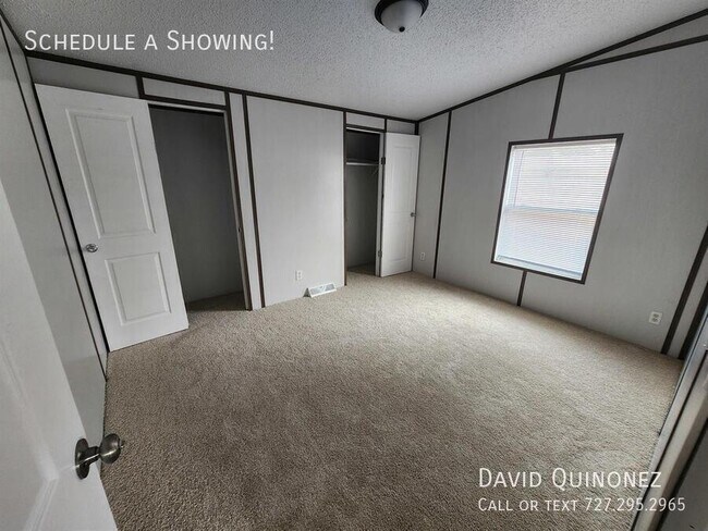 Building Photo - 4614 E Old Trail Rd