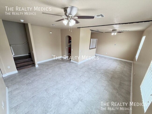 Building Photo - 2411 Grasmere View Pkwy N