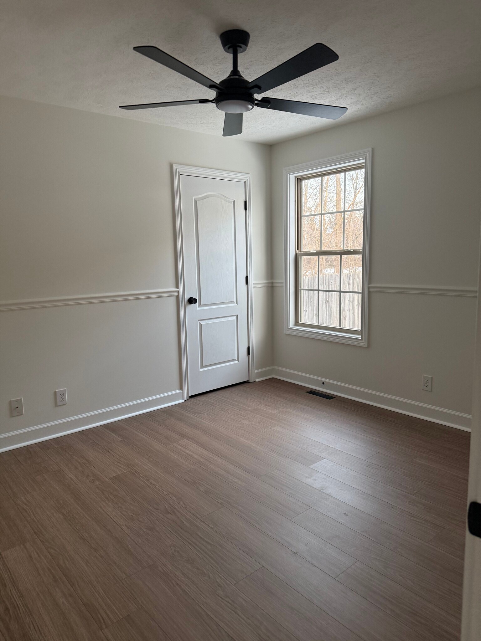 Building Photo - 642 Fox Hound Dr