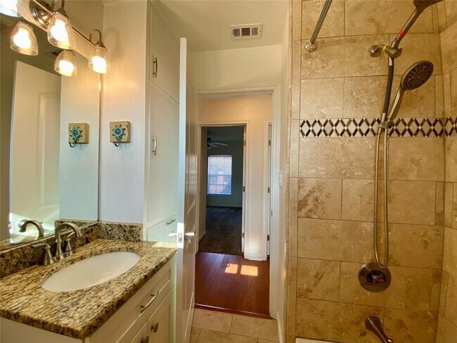 Building Photo - 2003 Patton Ln