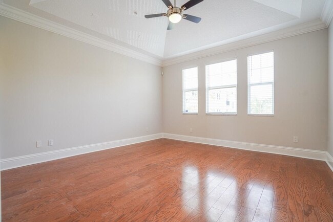 Building Photo - 214 S Latitude Cir