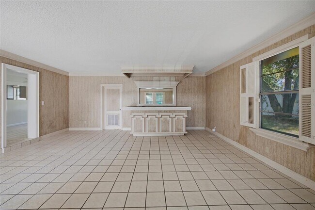 Building Photo - 808 N Mac Dill Ave