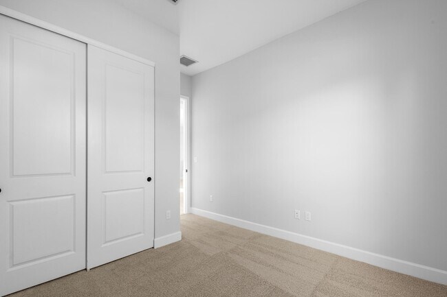 Building Photo - 14208 Lacebark Ln