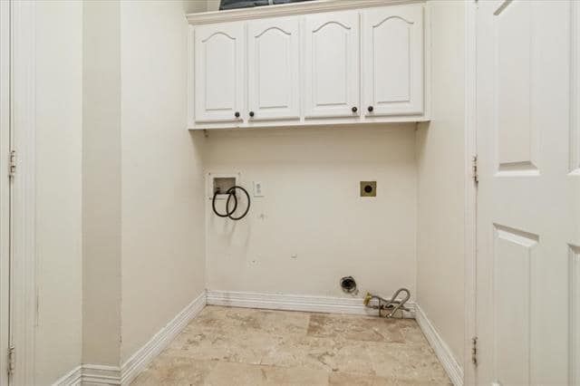 Building Photo - 1223 Caledonia Ct