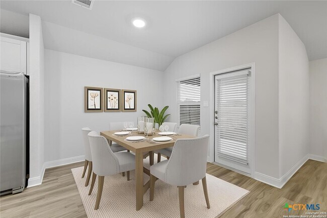 Building Photo - 1308 Parkwood