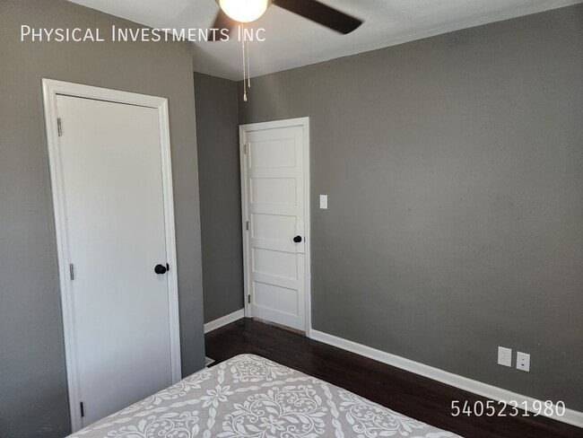 Building Photo - 412 Hanover Ave NW