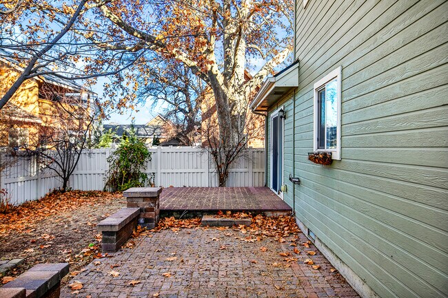 Building Photo - 3187 S Signorello Ln