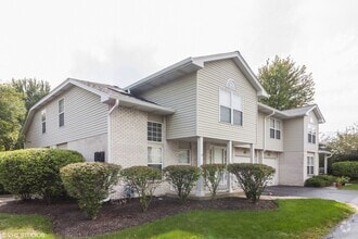 Building Photo - 627 Beaver Ct