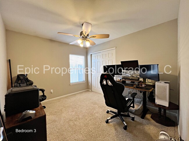 Building Photo - 12832 Mayfair Way