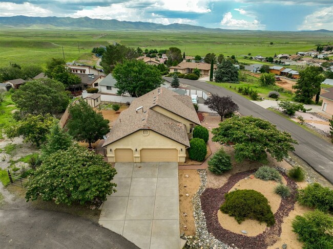 Building Photo - Home for Rent in Prescott Valley!