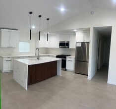 Building Photo - 68135 Peladora Rd