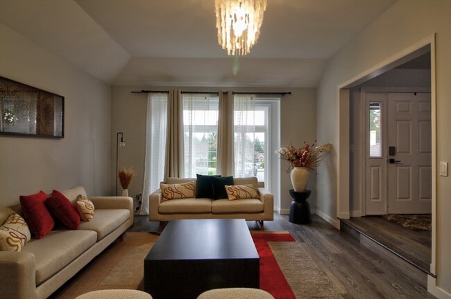 Building Photo - 940 223rd Pl NE