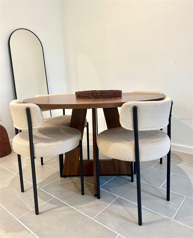 Building Photo - 9686 Peace Dr