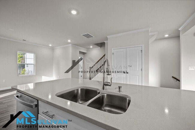 Building Photo - 1100 Crossvine Trl