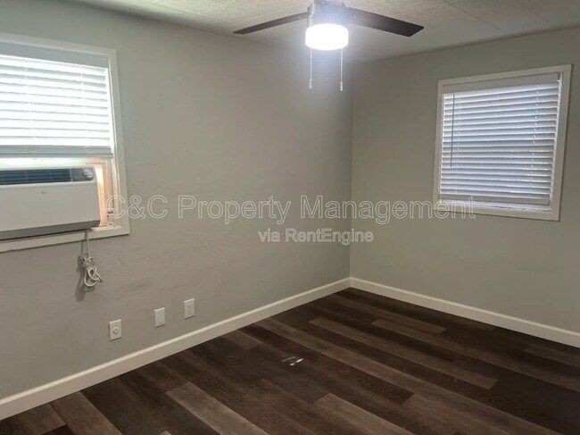 Building Photo - 1140 West St