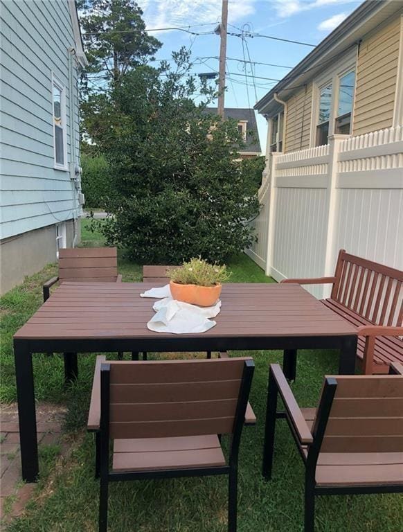 Building Photo - 38 Hilltop Ave