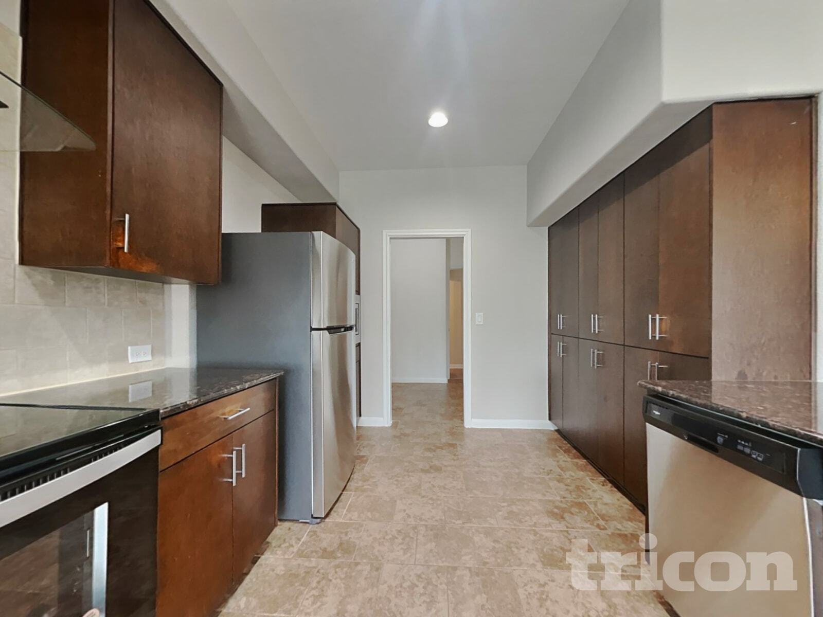 Building Photo - 423 Hayes St