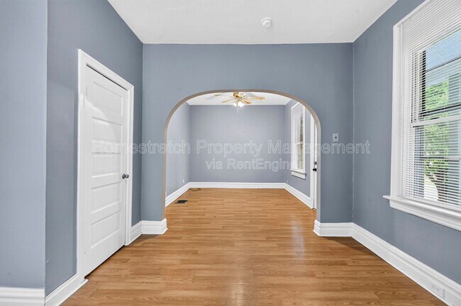 Building Photo - 4446 Itaska St