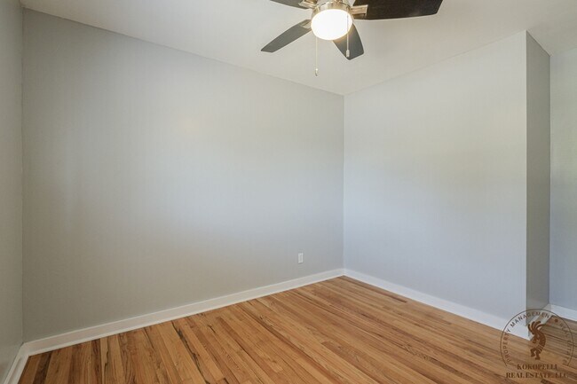 Building Photo - 2118 N 22nd St