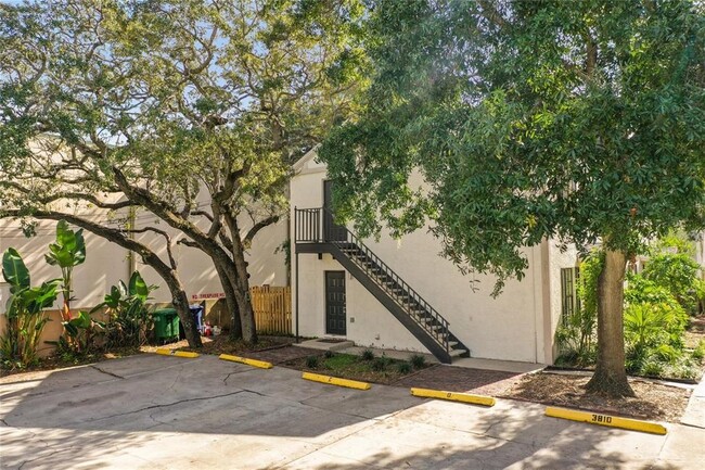 Building Photo - 3810 W Cleveland St