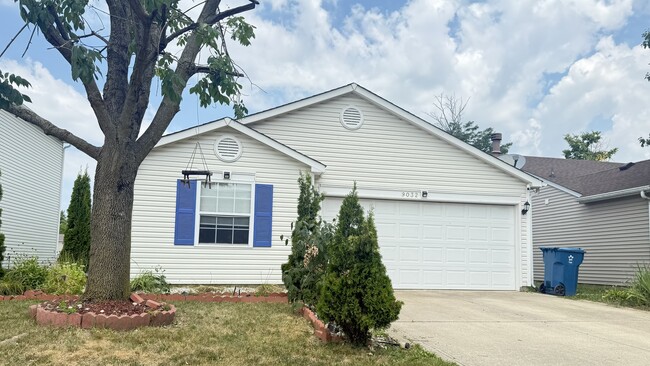 Building Photo - 9032 Wandflower Dr