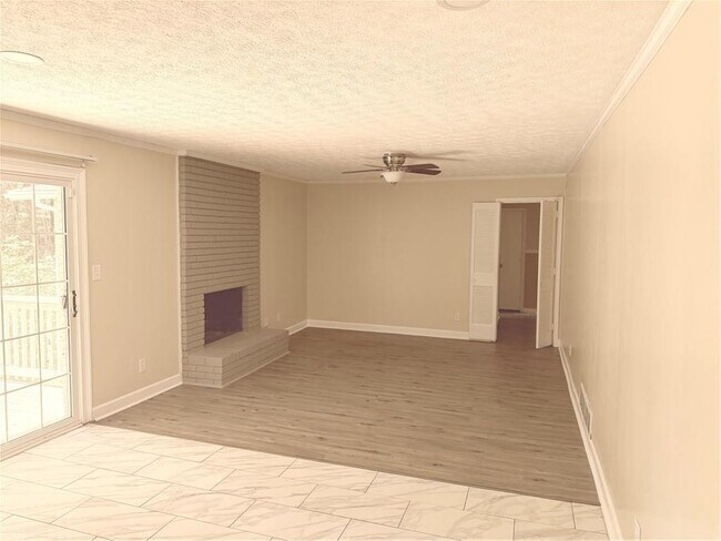 Building Photo - 4707 Riverwood Cir