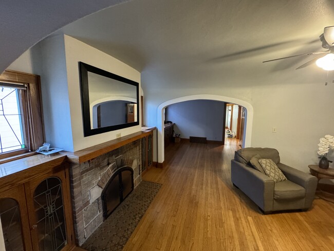 Living Room / Dining Room Entry way - 2565 N 60th St