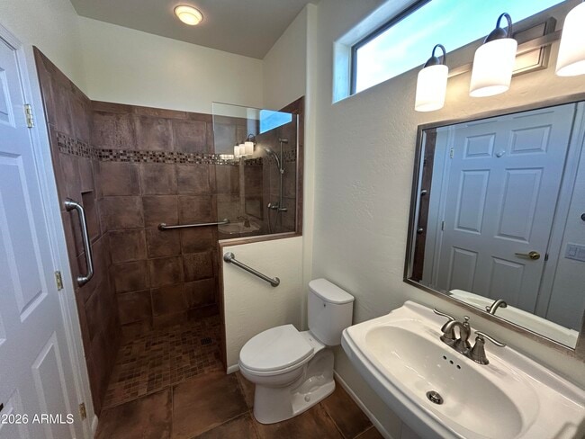 Building Photo - 18651 N Salerno Ct