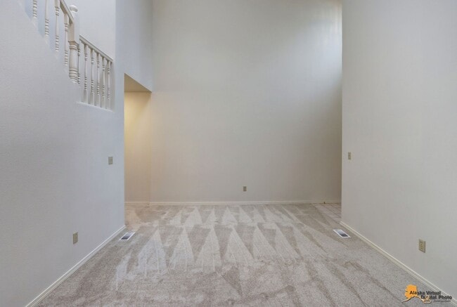 Building Photo - East Anchorage Condo with Fenced in Yard, ...