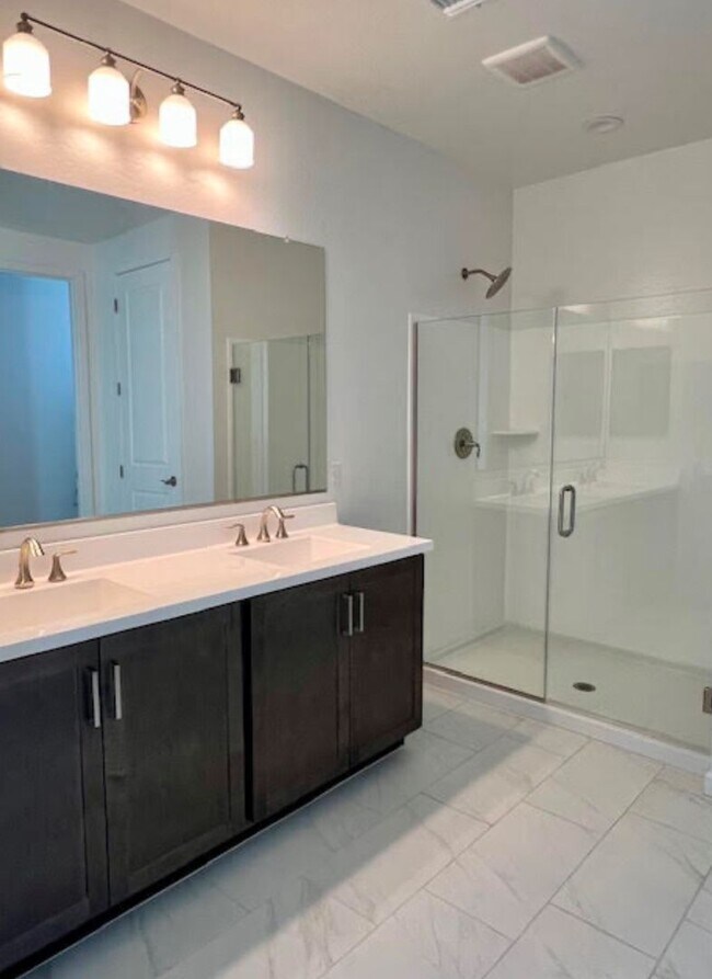 Building Photo - BRAND NEW HOME IN UNION PARK IN PHOENIX