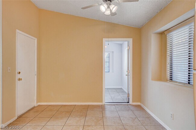 Building Photo - 2837 Autumn Haze Ln